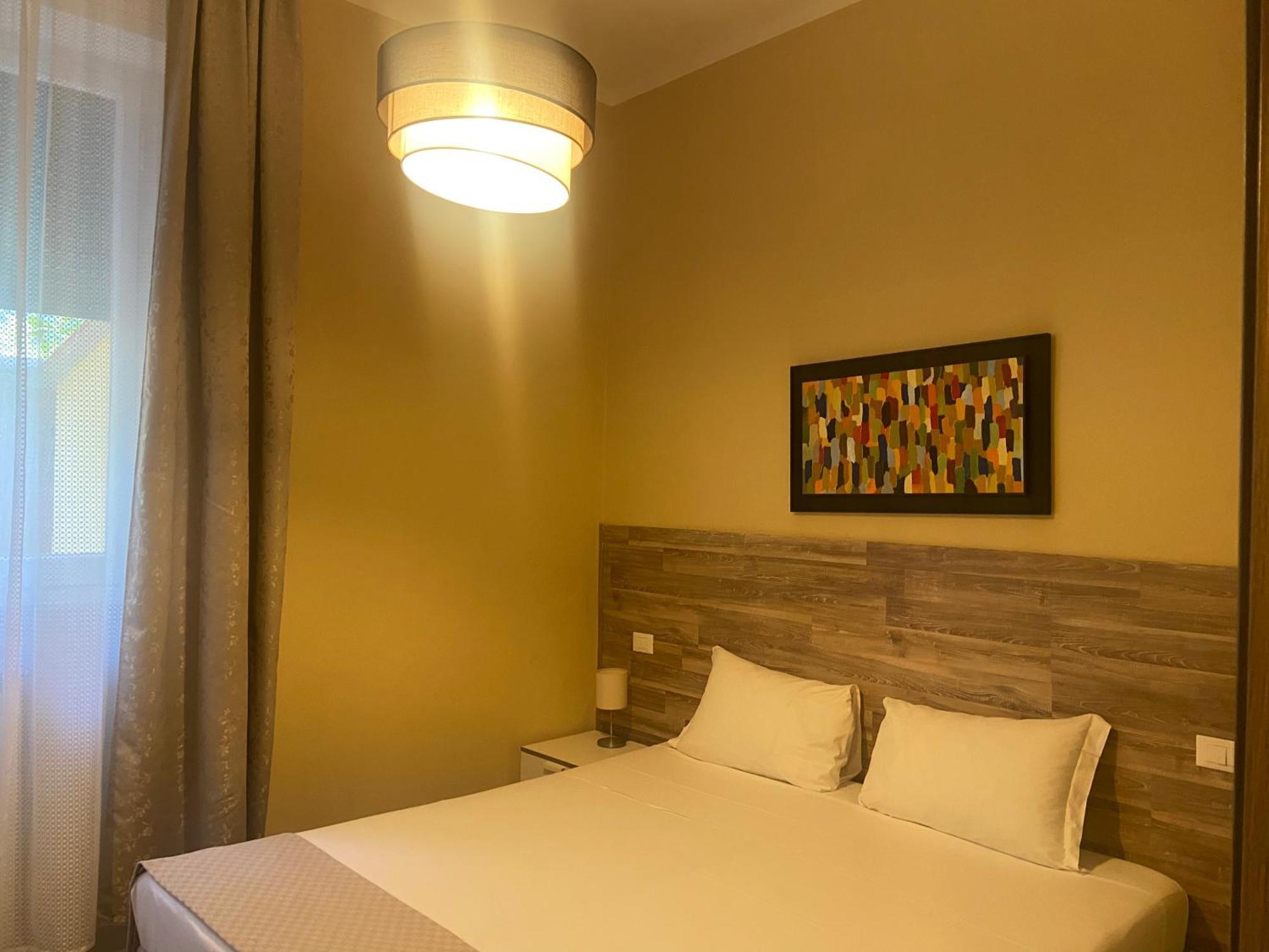 Paradise Inn Ливорно Екстериор снимка