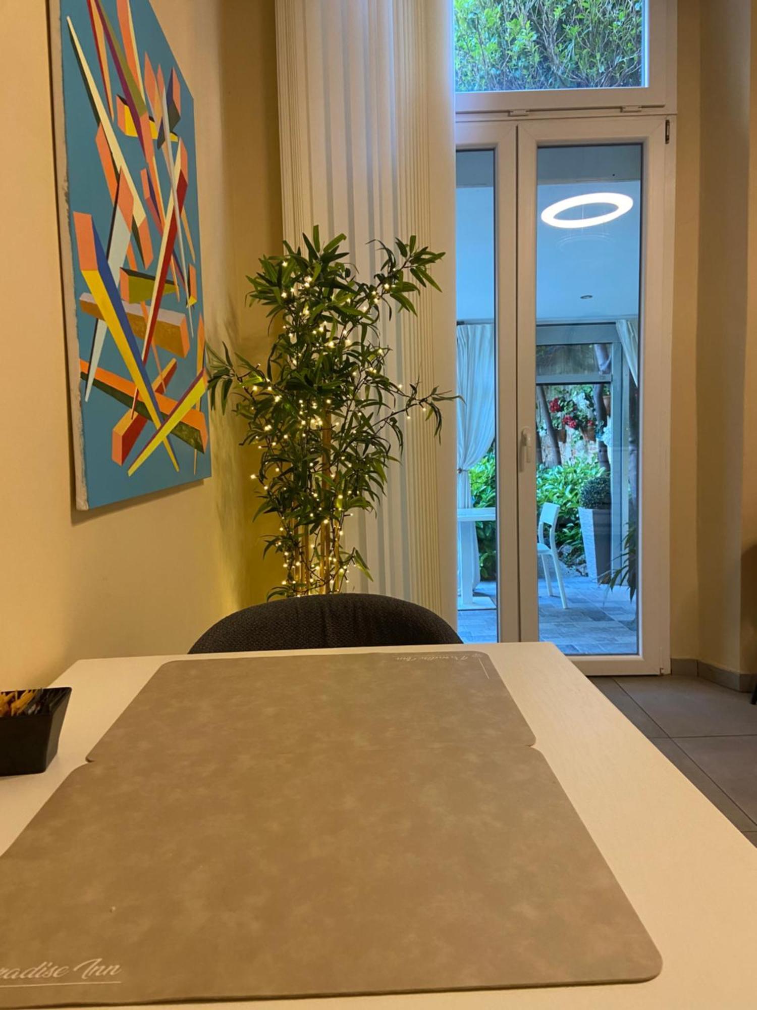 Paradise Inn Ливорно Екстериор снимка