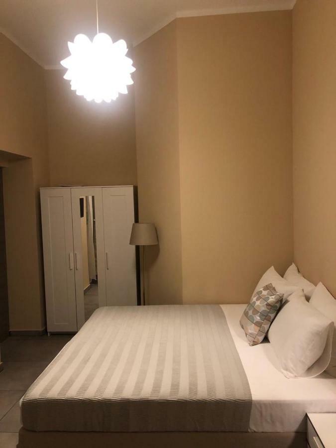 Paradise Inn Ливорно Екстериор снимка